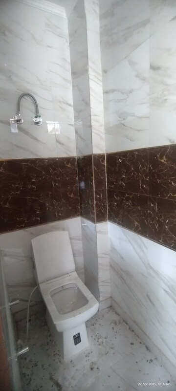 Master Bedroom in 2 BHK Builder Floor at Vishwas Park – for Rent
