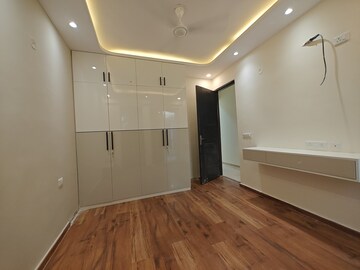 Bedroom in 3 BHK Builder Floor at Signature Global Park 4 and 5, Sohna Sector 36 – for Rent