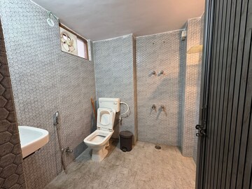 Floor Plan in  Shop at Gomti Nagar – for Rent