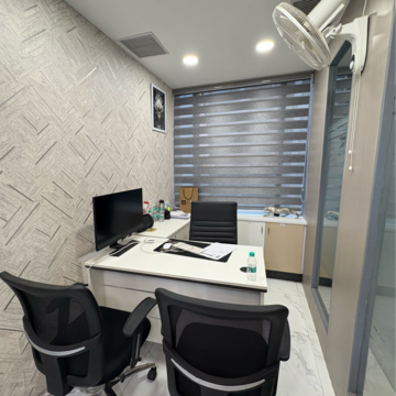 Room in  Office Space at Netaji Subhash Place – for Rent