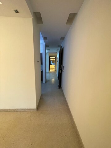 Room in 3 BHK Builder Floor at Hauz Khas – for Rent