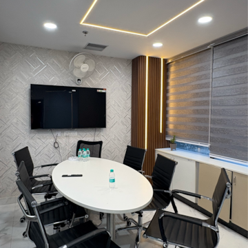 Room in  Office Space at Netaji Subhash Place – for Rent