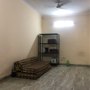 Room in 2.5 BHK Villa at Sector 21 – for Rent