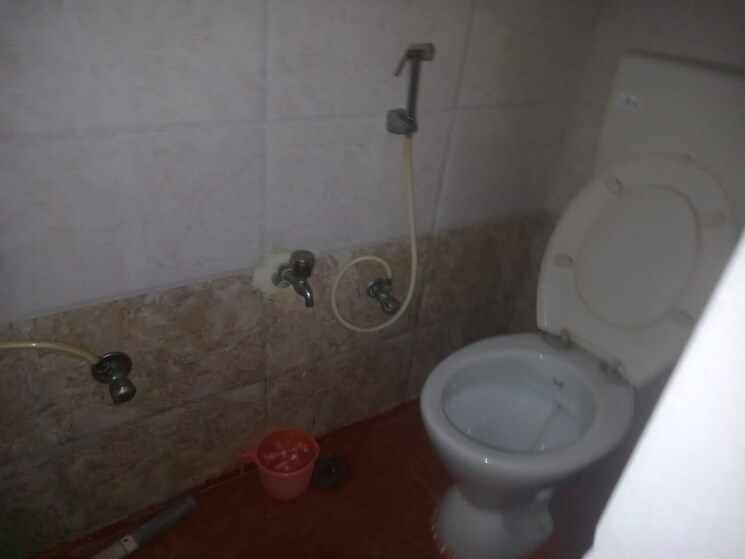 Bathroom, koramangala 2 Bedroom 850 Sq.Ft. Apartment In Koramangala Bangalore 8524389