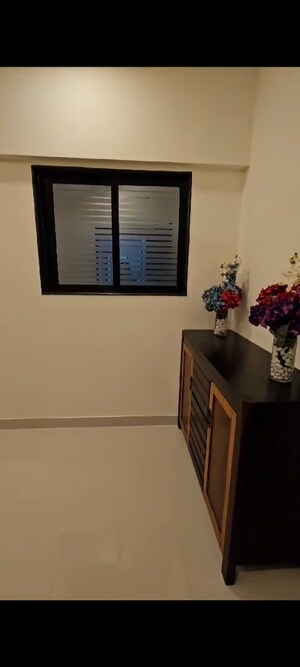 Room in 1 BHK Builder Floor at VK Lal Hari Phase I, Borivali East – for Sale