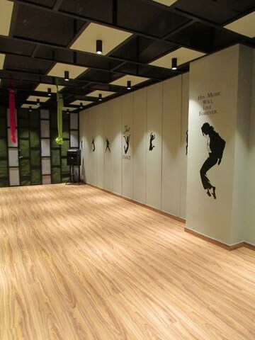  Showroom For Rent in Pitampura