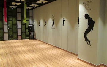 Showroom For Rent in Pitampura