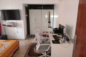 Bedroom in 4 BHK Apartment at Prestige Jasdan Classic, Mahalaxmi – for Sale