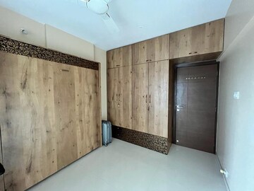 Bedroom in 2 BHK Apartment at Kabra Paradise, Andheri West – for Rent