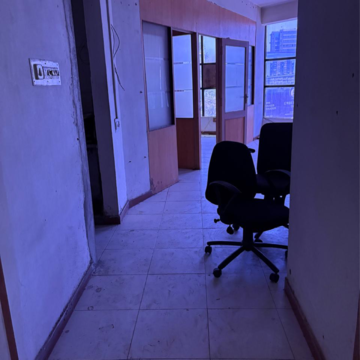 Room in  Office Space at Prahlad Nagar – for Rent