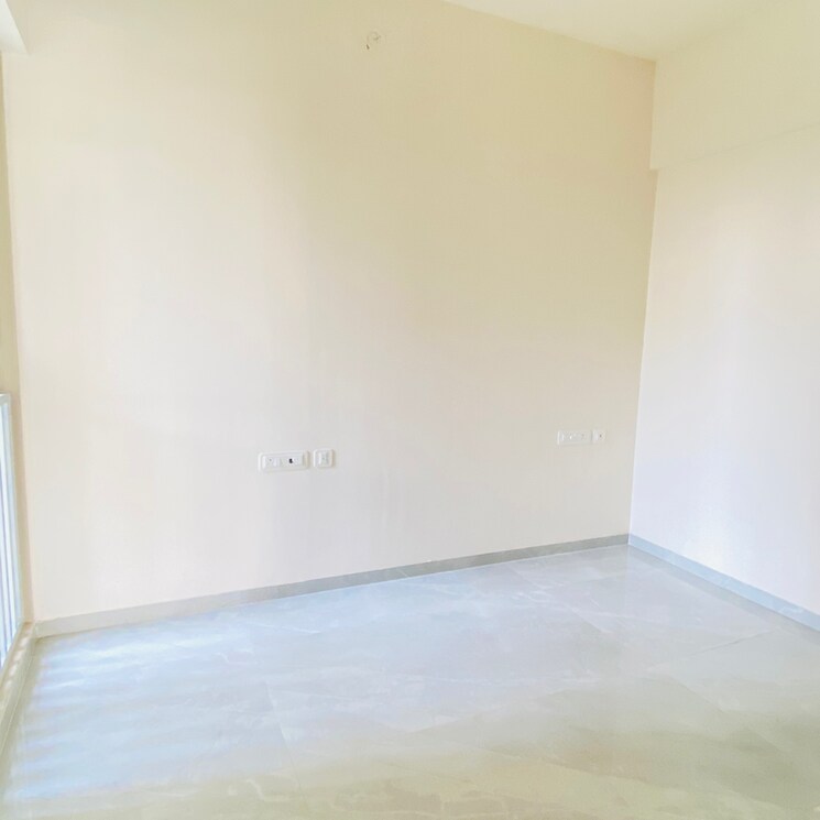 Room, mulund west 3 Bedroom 840 Sq.Ft. Apartment In Mulund West Mumbai 8524521