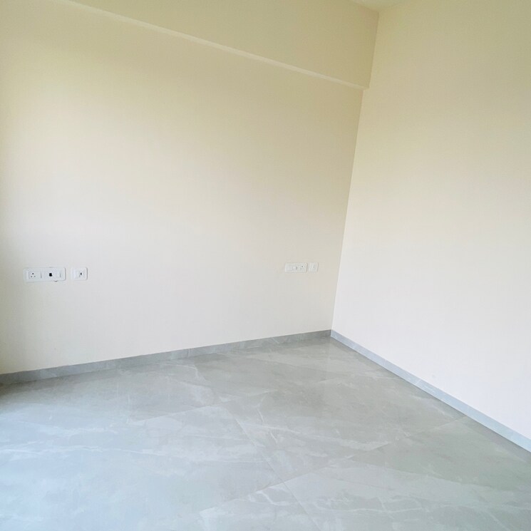 Room, mulund west 3 Bedroom 840 Sq.Ft. Apartment In Mulund West Mumbai 8524521