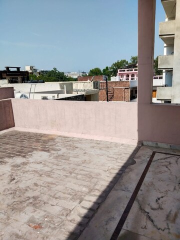 2 BHK Builder Floor – Exterior View View at Sector 31 - for Rent