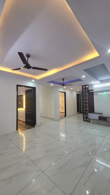 Building Lobby in 3 BHK Apartment at Dilshad Garden – for Sale