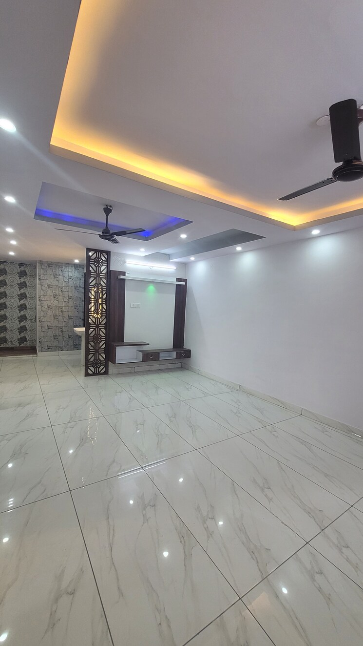 Bedroom, dilshad garden 3 Bedroom 900 Sq.Ft. Apartment In Dilshad Garden Delhi 8524537