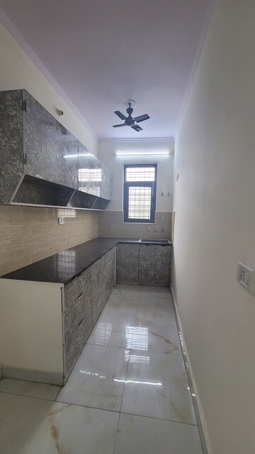 Kitchen in 3 BHK Apartment at Dilshad Garden – for Sale