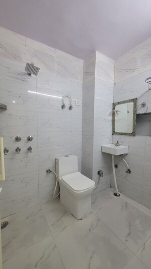 Bathroom in 3 BHK Apartment at Dilshad Garden – for Sale