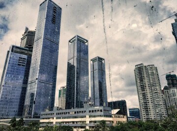 5 BHK Apartment – Exterior View View at Indiabulls Blu, Worli - for Sale