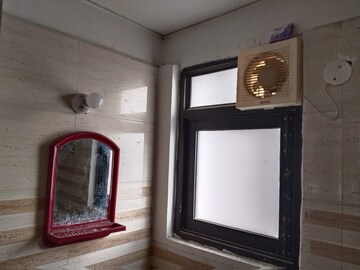 Bathroom in 3 BHK Apartment at Nabha – for Rent