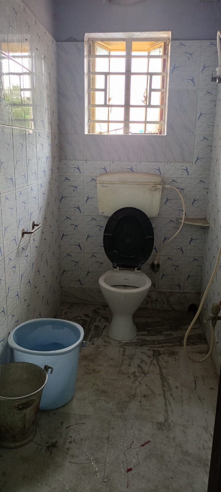 Bathroom, kalikapur 3 Bedroom 1100 Sq.Ft. Apartment In Kalikapur Kolkata 8524679