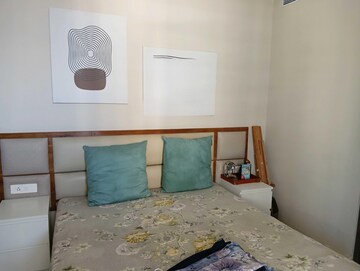 Bedroom in 4 BHK Apartment at Lokhandwala Victoria, Worli – for Sale