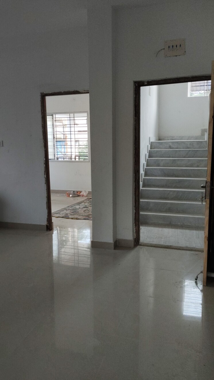 undefined, james long sarani 3 Bedroom 1200 Sq.Ft. Apartment In James Long Sarani Kolkata 8524763