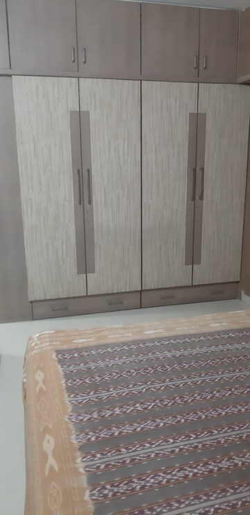 Bedroom in 2 BHK Apartment at Ganesh Krupa CHS Santacruz, Santacruz West – for Rent