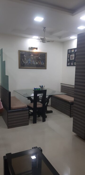 Living Room in 2 BHK Apartment at Ganesh Krupa CHS Santacruz, Santacruz West – for Rent