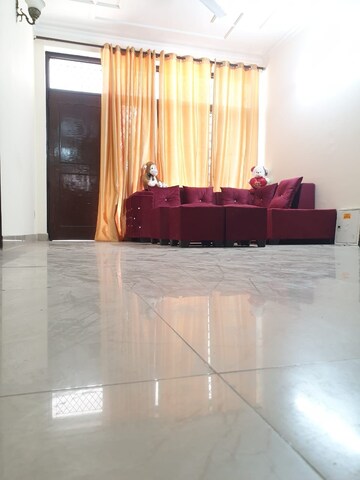 Living Room in 4 BHK Apartment at AWHO Shanti Vihar, Sector 95 – for Rent