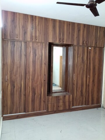 Bedroom in 3 BHK Apartment at UPAVP Bhagirathi Enclave, Raebareli Road – for Rent