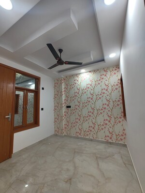 Bedroom in 3 BHK Builder Floor at Govindpuri – for Sale