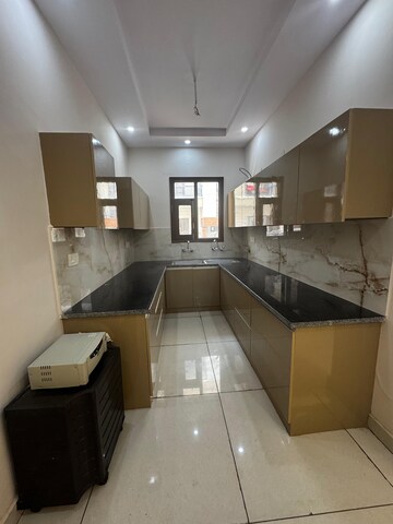 Kitchen in 3.5 BHK Builder Floor at Omaxe New Chandigarh, North Mullanpur – for Rent
