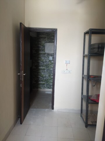 Room in 4 BHK Apartment at Satya The Hermitage, Sector 103 – for Rent