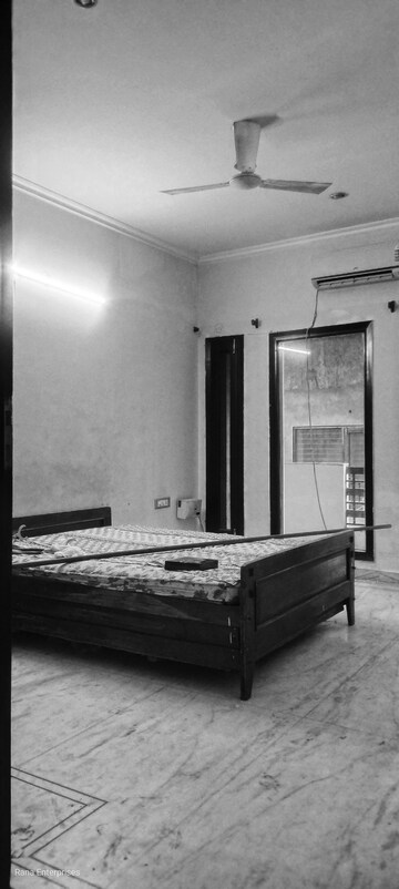 Bedroom in 3 BHK Builder Floor at Ansal Plaza Sector-23, Sector 23 – for Rent