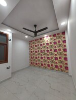 2 BHK + Pooja Room,Servant Room,Study Room,Extra Room 600 Sq.Ft. Builder Floor in Govindpuri