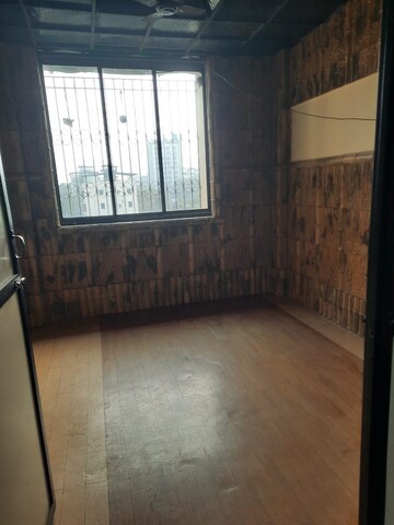 Room in 3 BHK Apartment at Flower Valley Complex, Khopat – for Rent