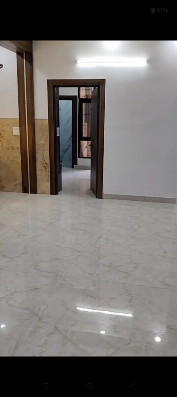 Room in 2 BHK Builder Floor at Vaishali Sector 2 – for Sale