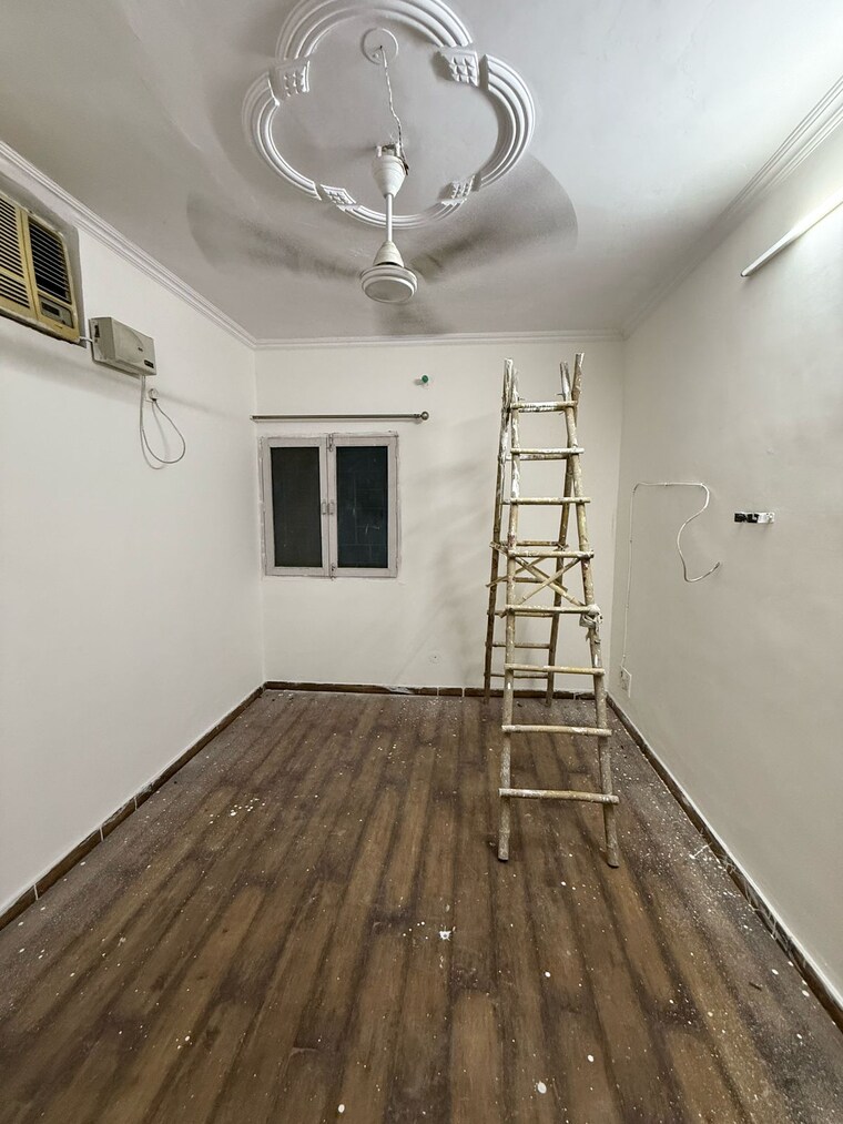Room, govindpuri 1 Bedroom 600 Sq.Ft. Builder Floor In Govindpuri Delhi 8524925
