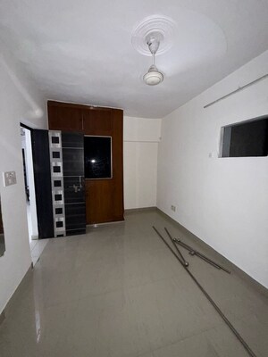 Room in 1 BHK Builder Floor at Govindpuri – for Sale