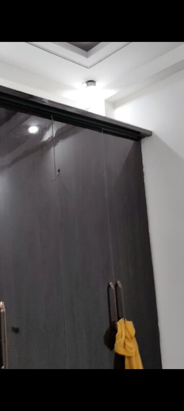 Room in 2 BHK Builder Floor at Vaishali – for Sale