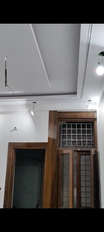 Room in 2 BHK Builder Floor at Vaishali – for Sale