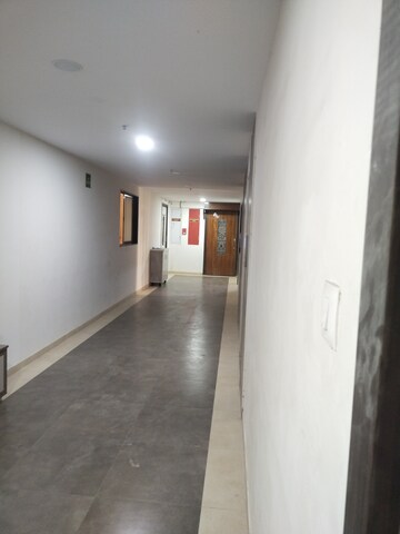 Room in 1 BHK Apartment at Pragati Revanta, Ghatkopar East – for Rent