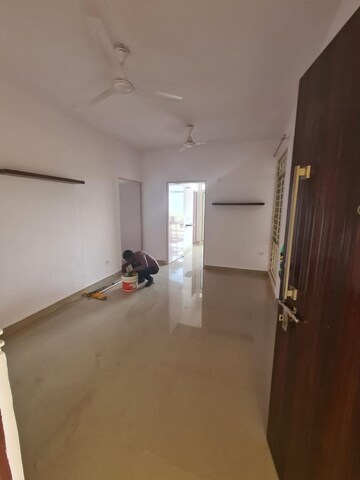 Room in 3 BHK Apartment at Conscient Habitat 78, Sector 78 – for Sale
