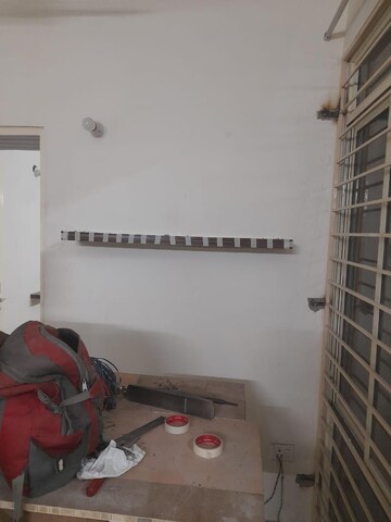 Room in 3 BHK Apartment at Conscient Habitat Residences, Sector 78 – for Sale