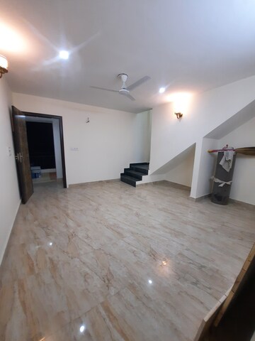 Room in 2 BHK Builder Floor at Malviya Nagar – for Rent