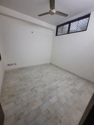 Room in 2 BHK Builder Floor at Malviya Nagar – for Rent