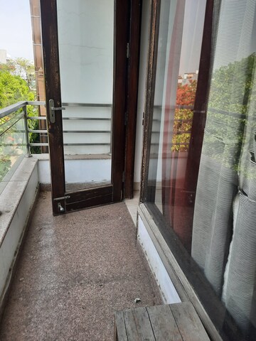 Balcony in 3 BHK Builder Floor at Saket – for Rent