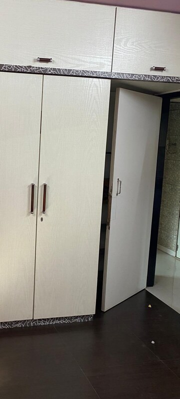 Bedroom in 1.5 BHK Apartment at Vrindavan Society Thane West, Vrindavan Society – for Rent