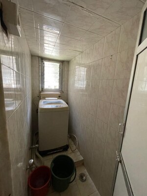 Bathroom in 2 BHK Apartment at Agarwal And Doshi Complex, Vasai West – for Sale