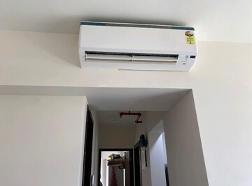 Bedroom in 2 BHK Apartment at Piramal Vaikunth, Balkum Pada – for Rent